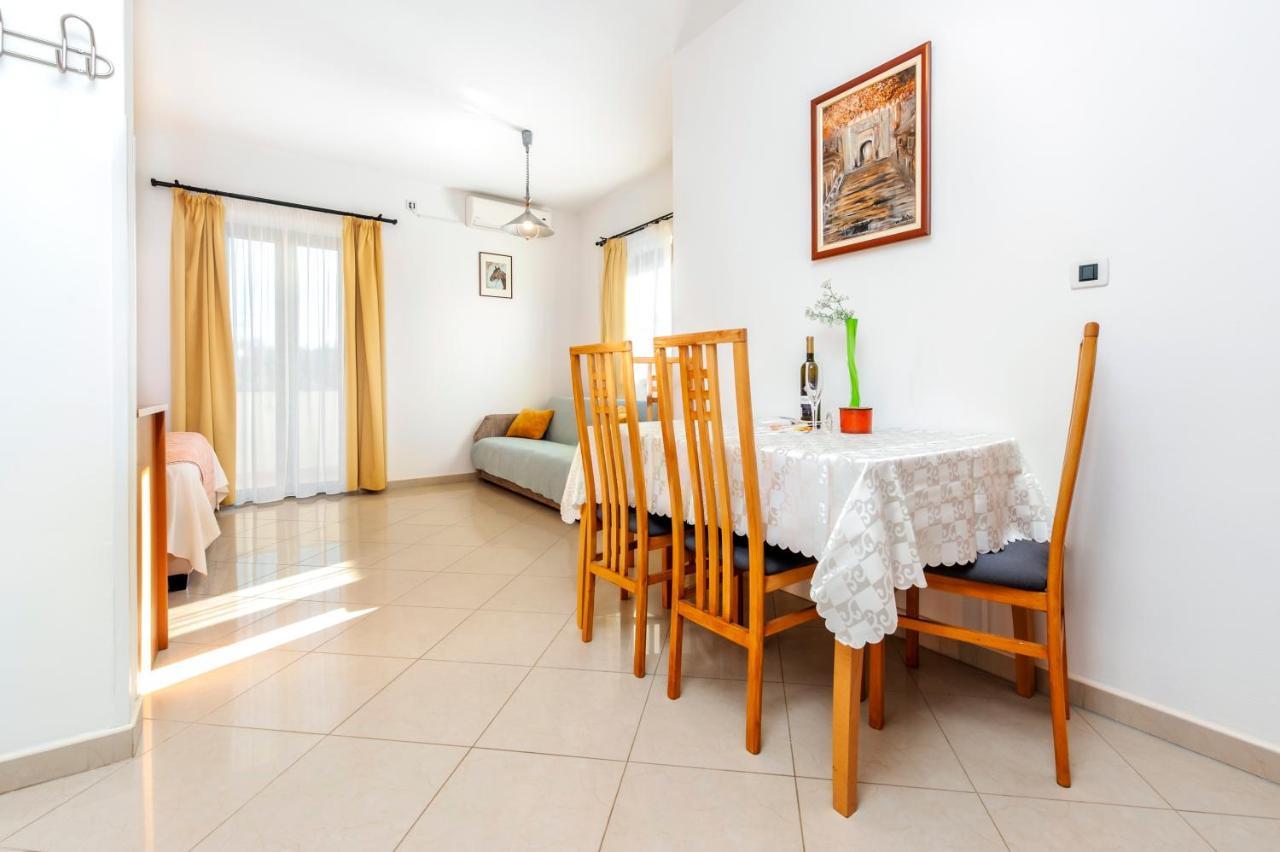 Villa Mara Rovinj Exterior photo